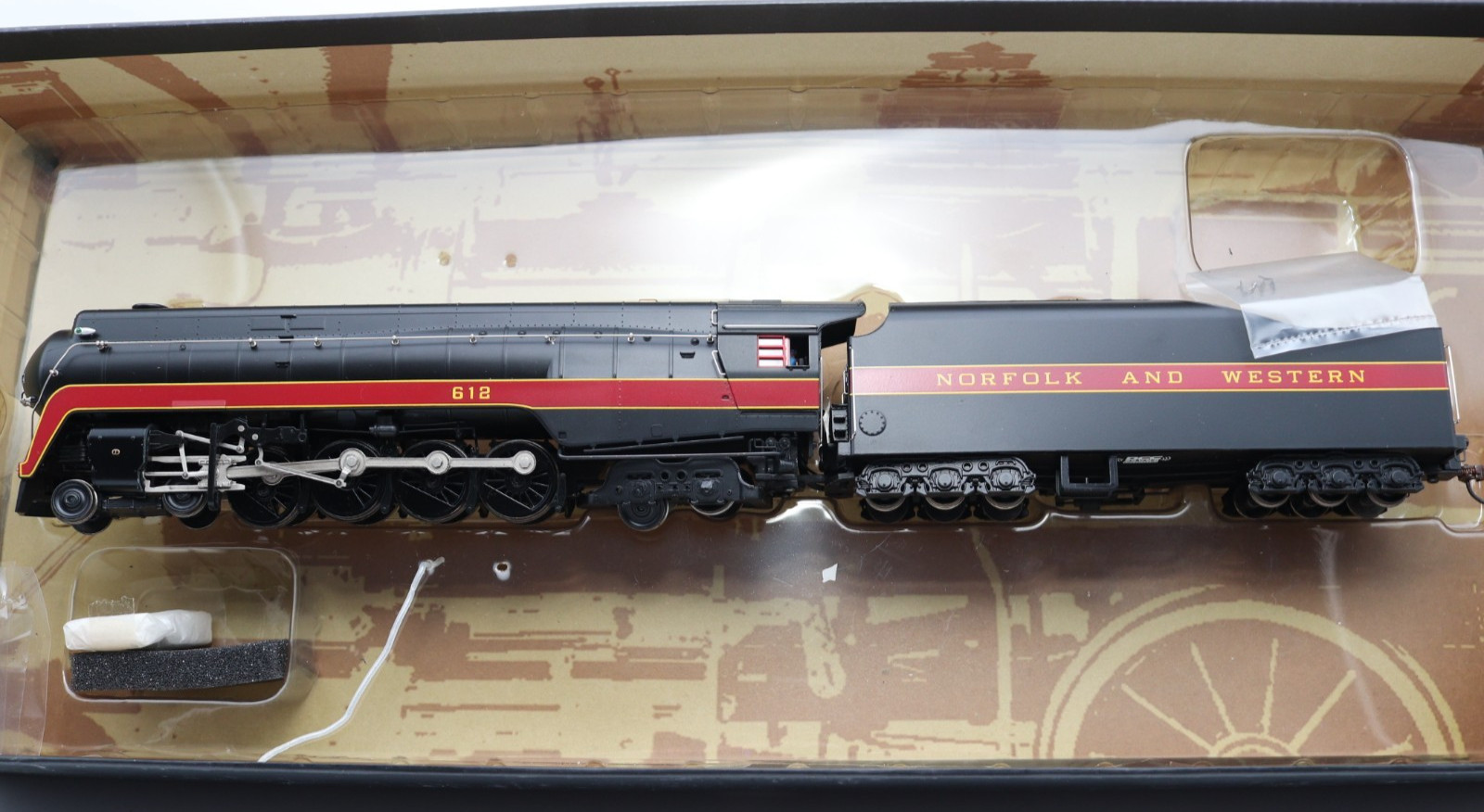 Bachmann Spectrum 82121 Norfolk & Western Class J 4-8-4 #610 DCC Passenger Loco