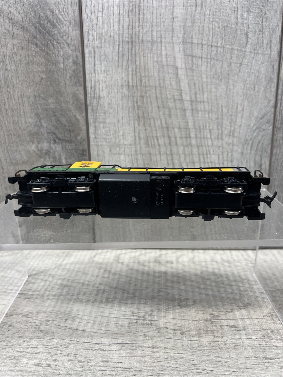 AHM/Yugo HO GP18 Diesel Locomotive Reading Lines #5513