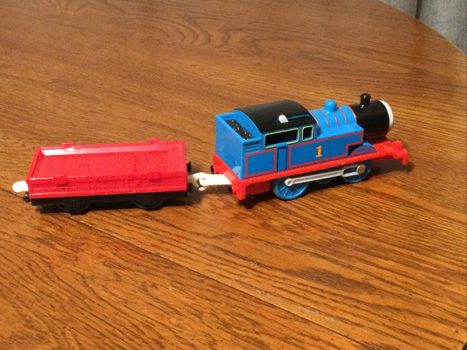 2009 Trackmaster Mattel Thomas the Train Motorized #1 w/ Flat Car