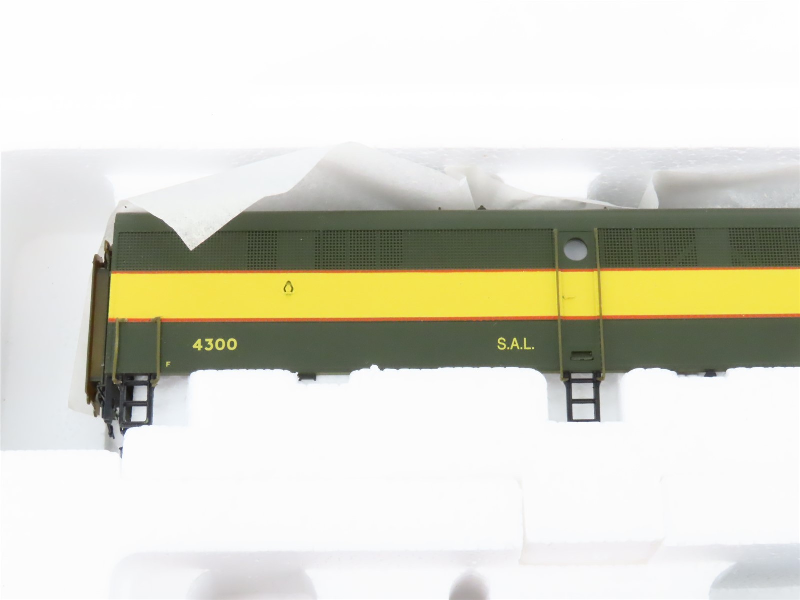 HO Scale Proto 2000 SAL Seaboard Air Line ALCO FB1 Diesel #4300 – BAD GEARS