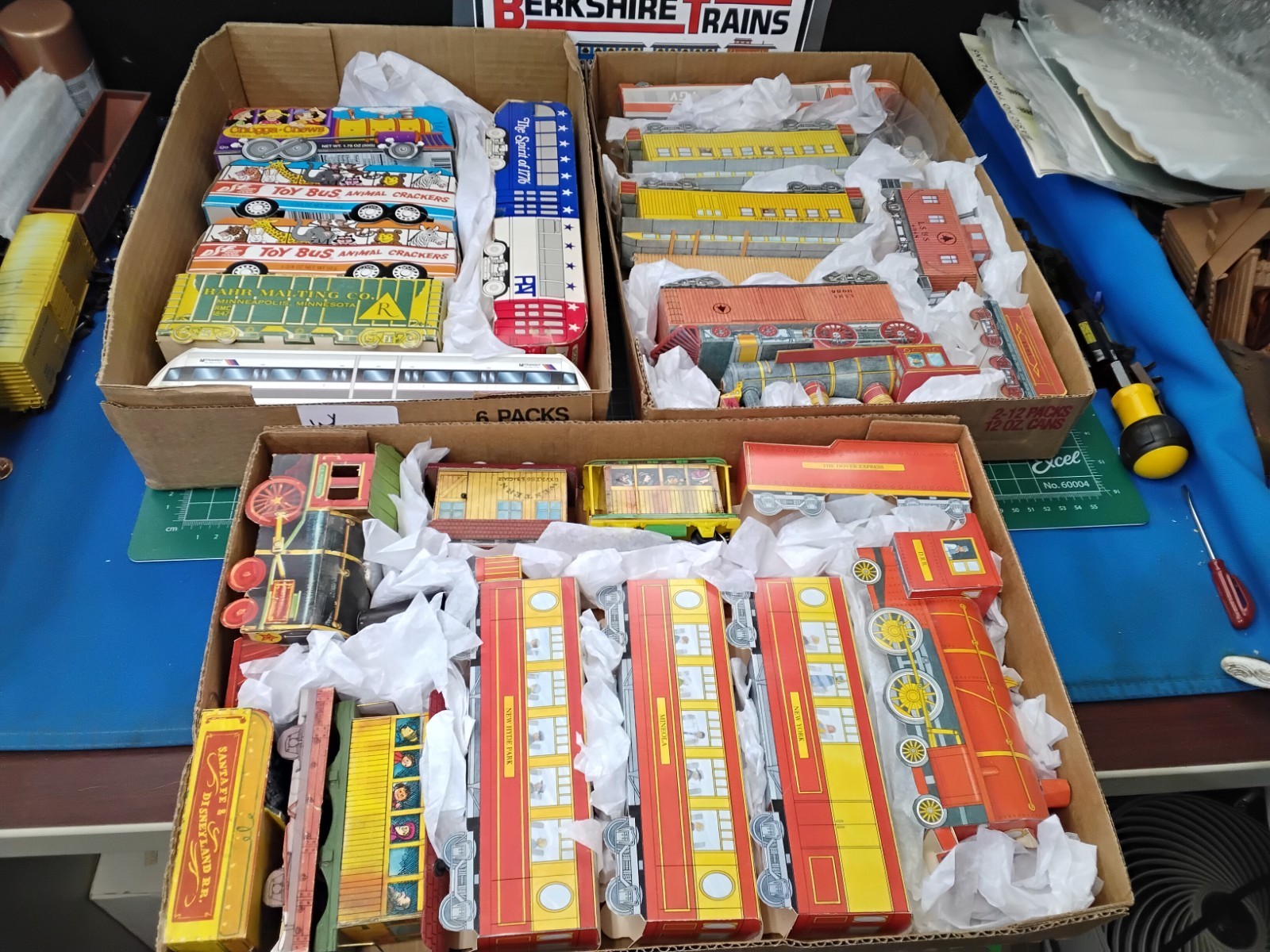 Lot of Paper Craft Trains/Locomotives Fictional/TGV/Light Rail/Steam P