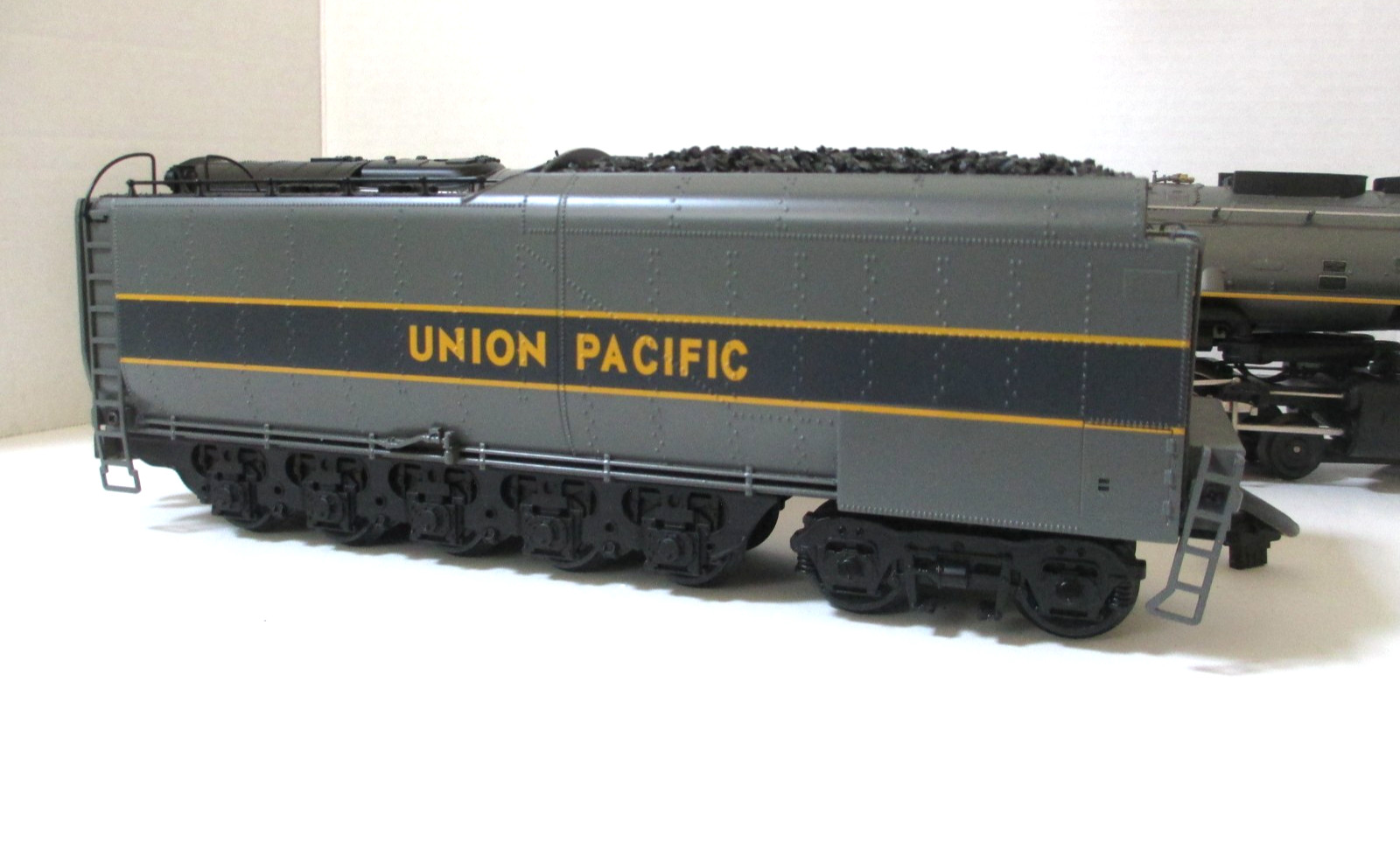 MTH Union Pacific No.3982 4-6-6-4 Die-Cast Challenger Loco & Tender P/S READ