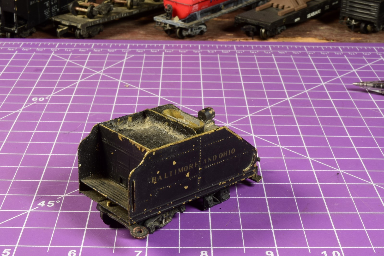brass 3.9 oz slope tender, faux crystal light, having a truck issue B&O