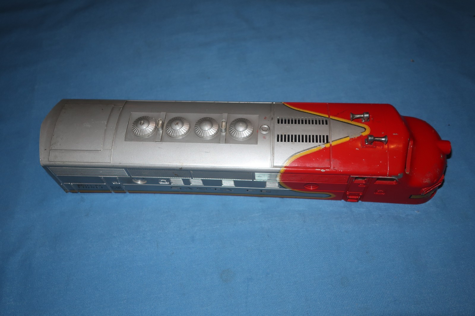 Lionel #2243 Santa Fe F3 Diesel Locomotive Shell