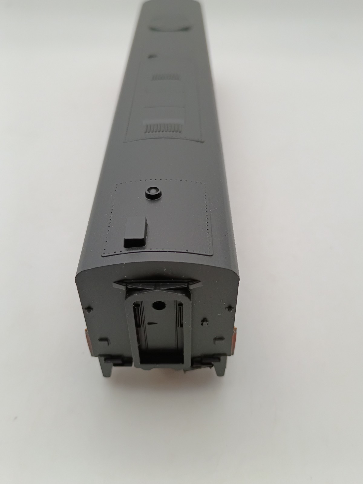 Athearn HO Alco PB1 Powered Diesel Southern Pacific Daylight #5916