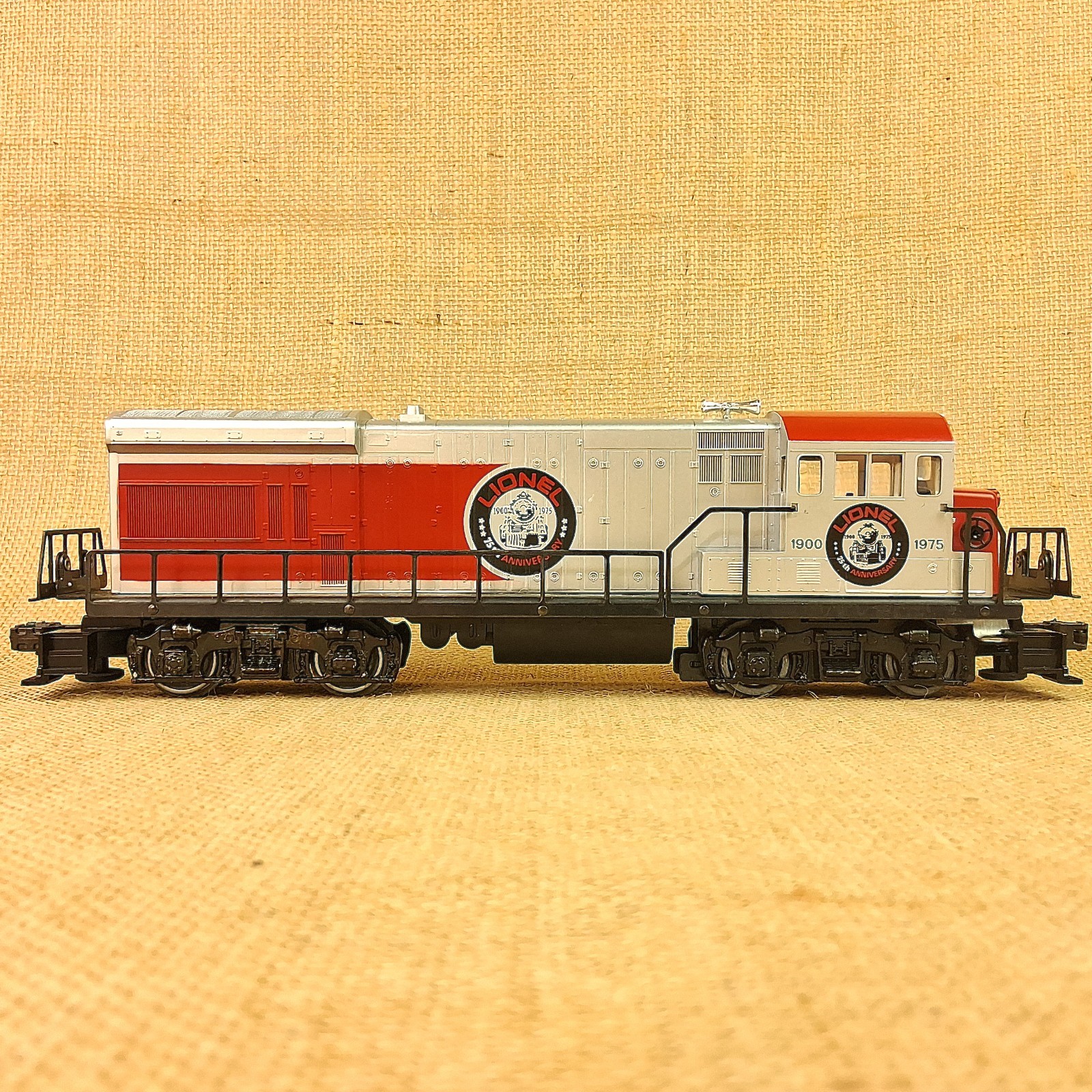 Lionel 6-7500 U36B Diesel 1900 – 1975 75th Anniversary