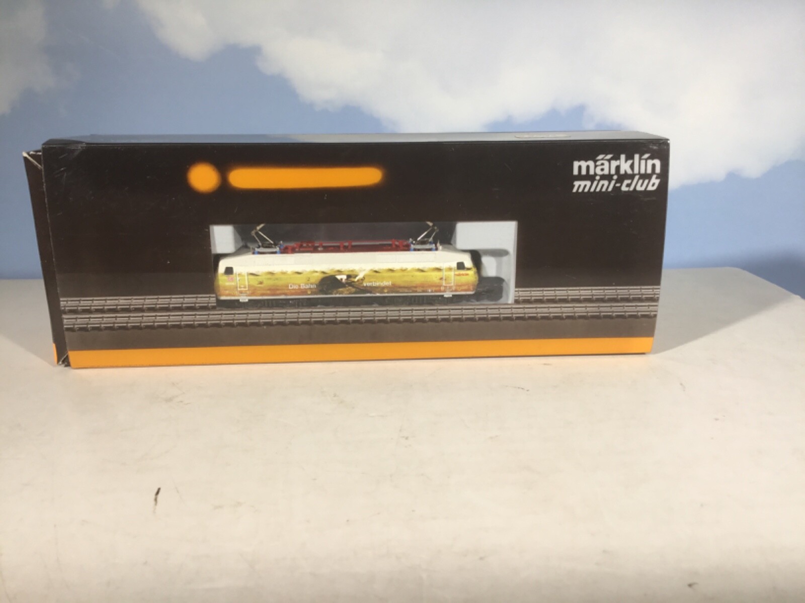Marklin Mini Club No. 88532 Z DB BR120 Locomotive w/ Artwork by Tuen Hocks 1998