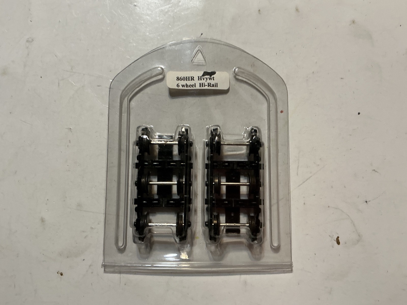 HO 1:87: Heavy duty passenger 6 wheel metal trucks. Hi Rail # 860HR NIB