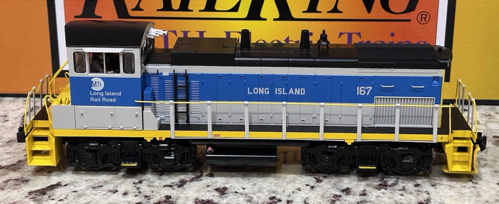 MTH RailKing 30-20962-1 Long Island Railroad MP15AC w/ Custom Marker Lights!