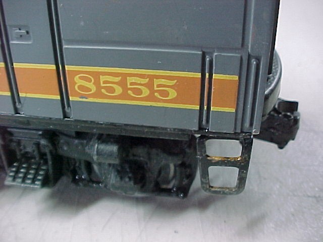 Lionel 6-8557 O Milwaukee Road F3 A Non-Powered Diesel Locomotive #8557