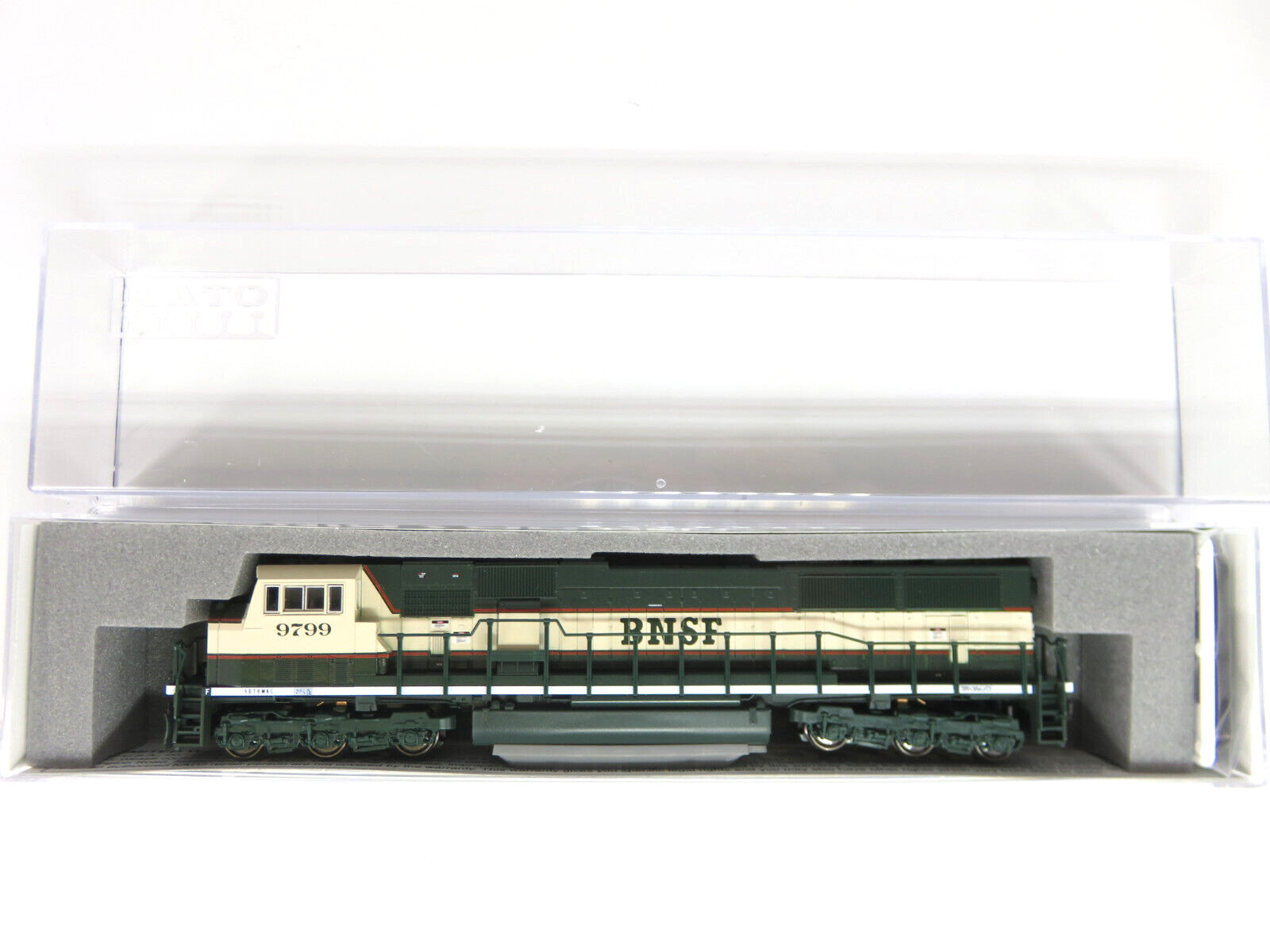 Kato 176-6313 N Scale BNSF EMD SD70MAC Locomotive #9799 Executive Scheme