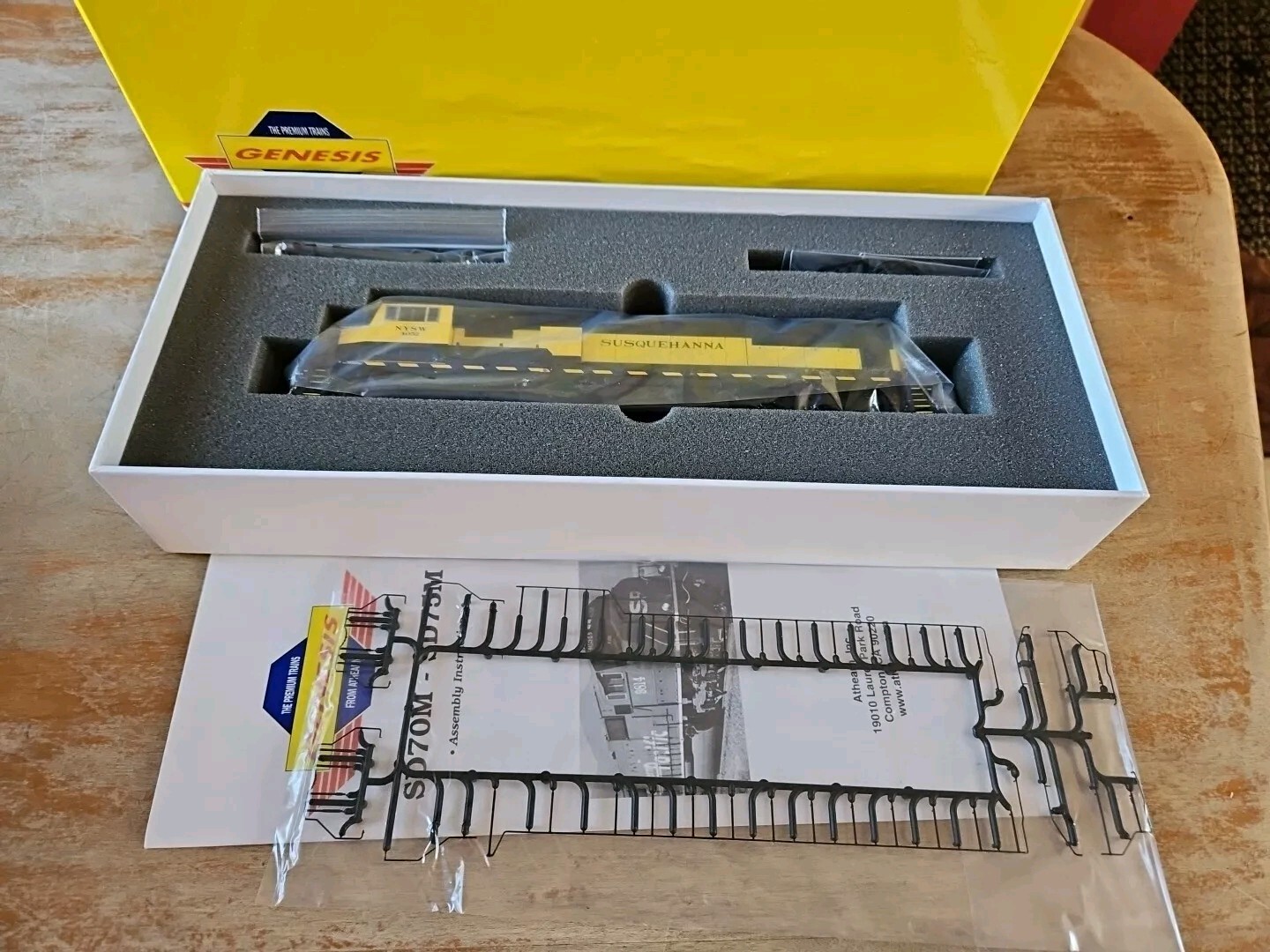 Athearn Genesis EMD SD70M Susquehanna #4052 0G6129 HO Locomotive NEW IN BOX