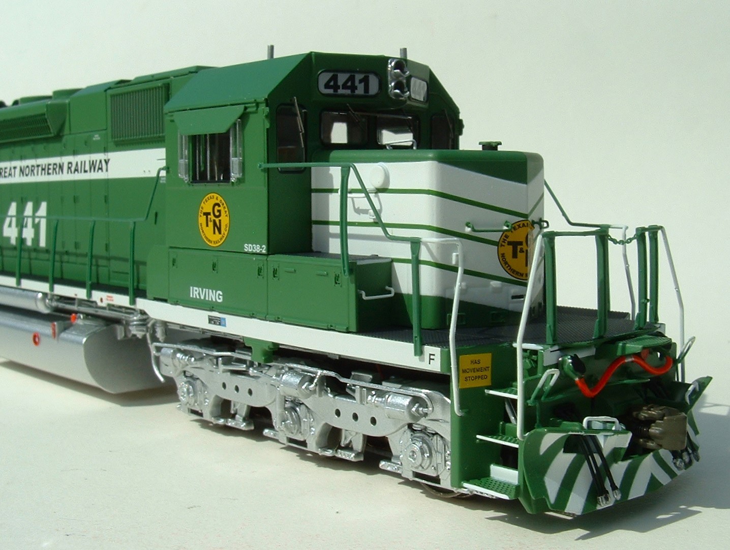 HO Scale Trains Texas & Great Northern SD38-2 locomotive #441 Home Shops NEW NIB