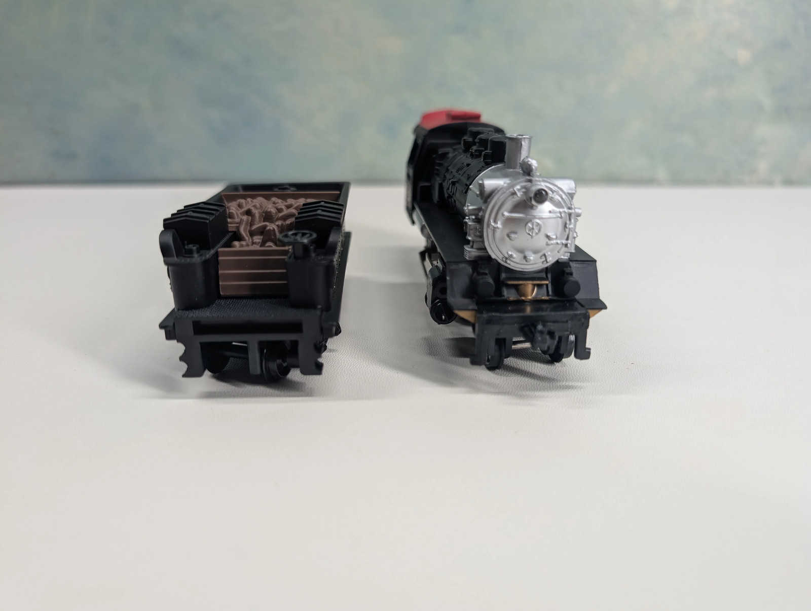 Model Power 6721 HO Scale 2-6-0 Steam Locomotive PRR #721 Runs Great! DC READ