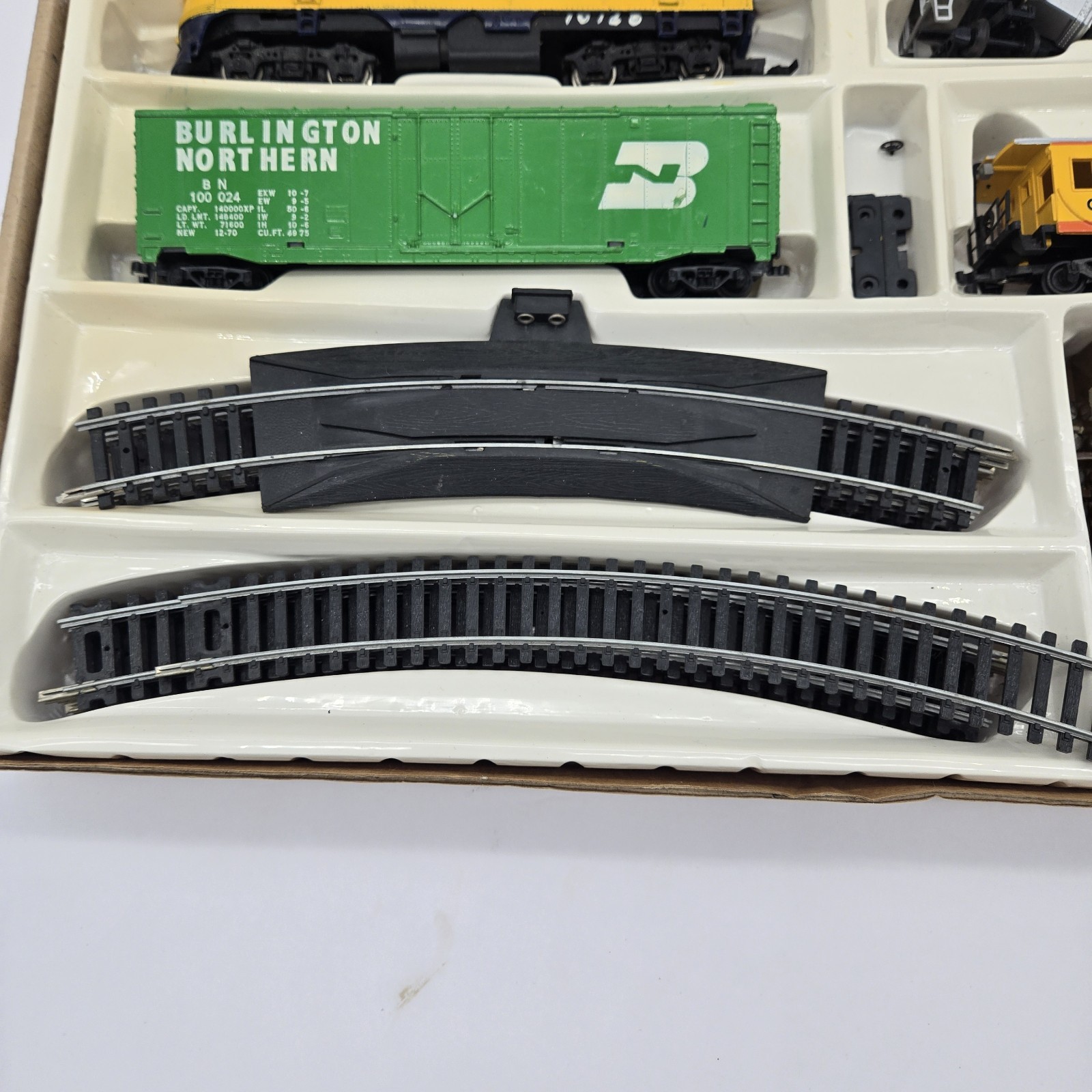 Bachmann Diesel Hustler HO Scale Electric Train Set SEE DESCRIPTION