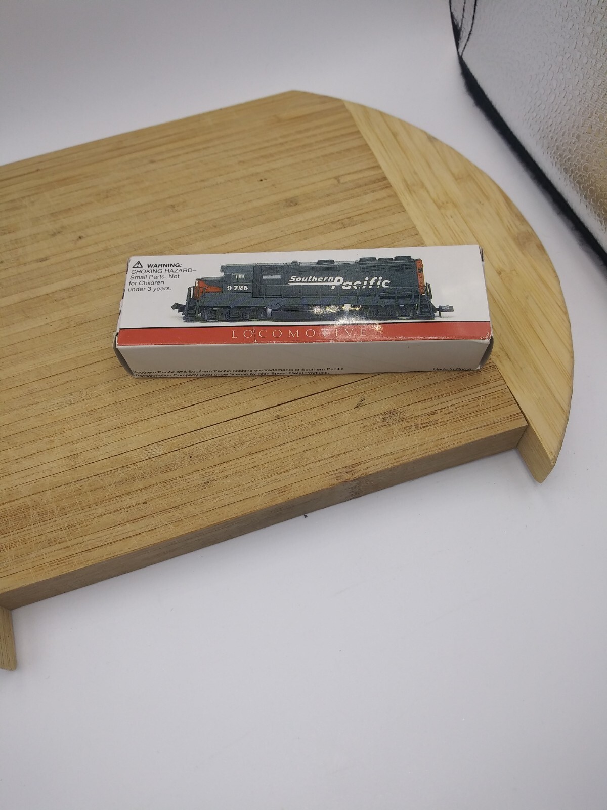 Southern Pacific Mini Locomotive #9725 Southern Pacific locomotive New