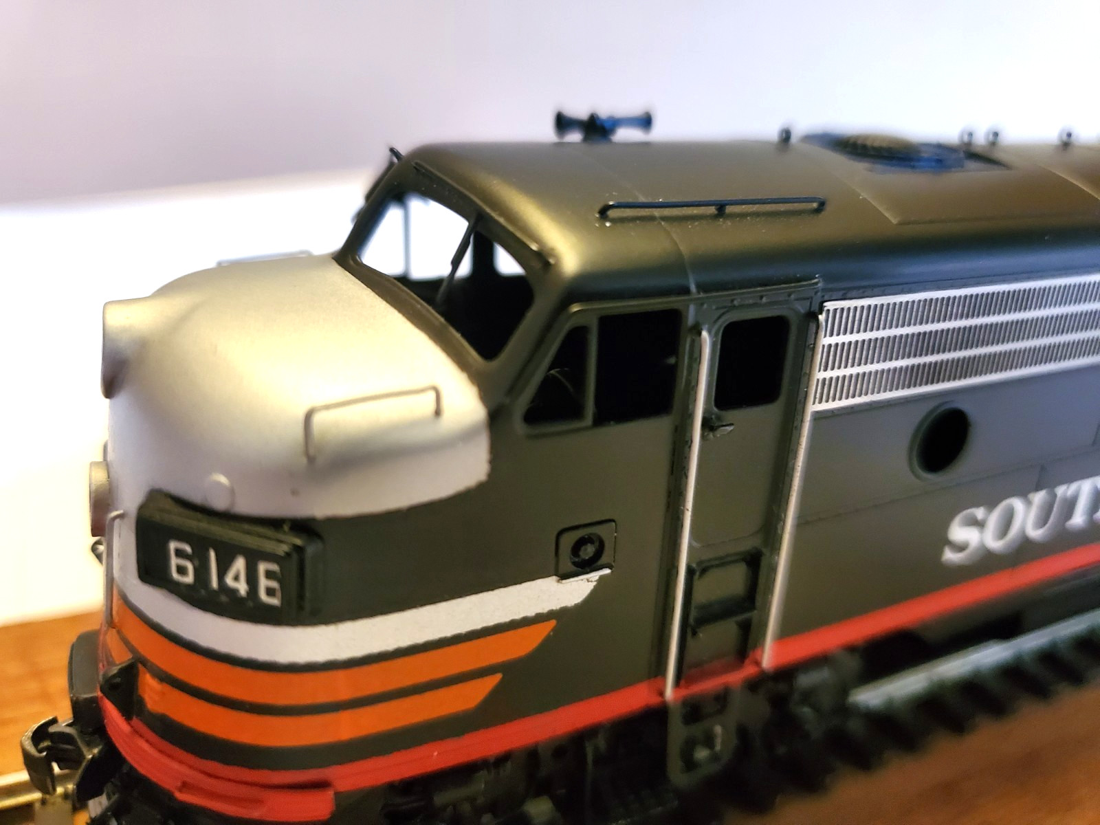 Oriental Limited Samhongsa SP EMD FP7A+F7B Phase 2 Factory Painted HO Brass