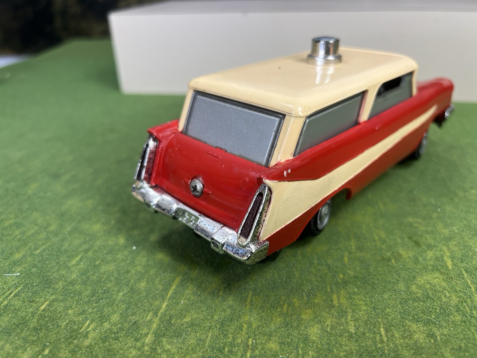 VINTAGE POSTWAR O GAUGE LIONEL #68 EXECUTIVE INSPECTION CAR ORIG. BOX & MANUAL!!