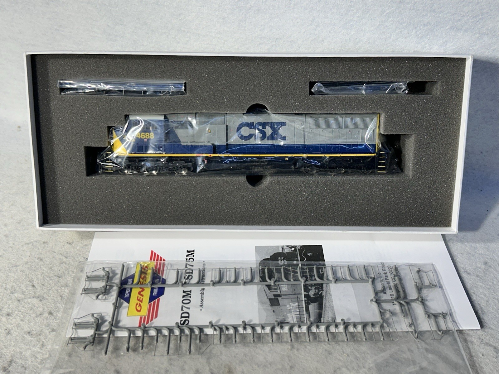 Nice Athearn Genesis CSX Spirit Of Tampa SD-70M DCC Ready HO