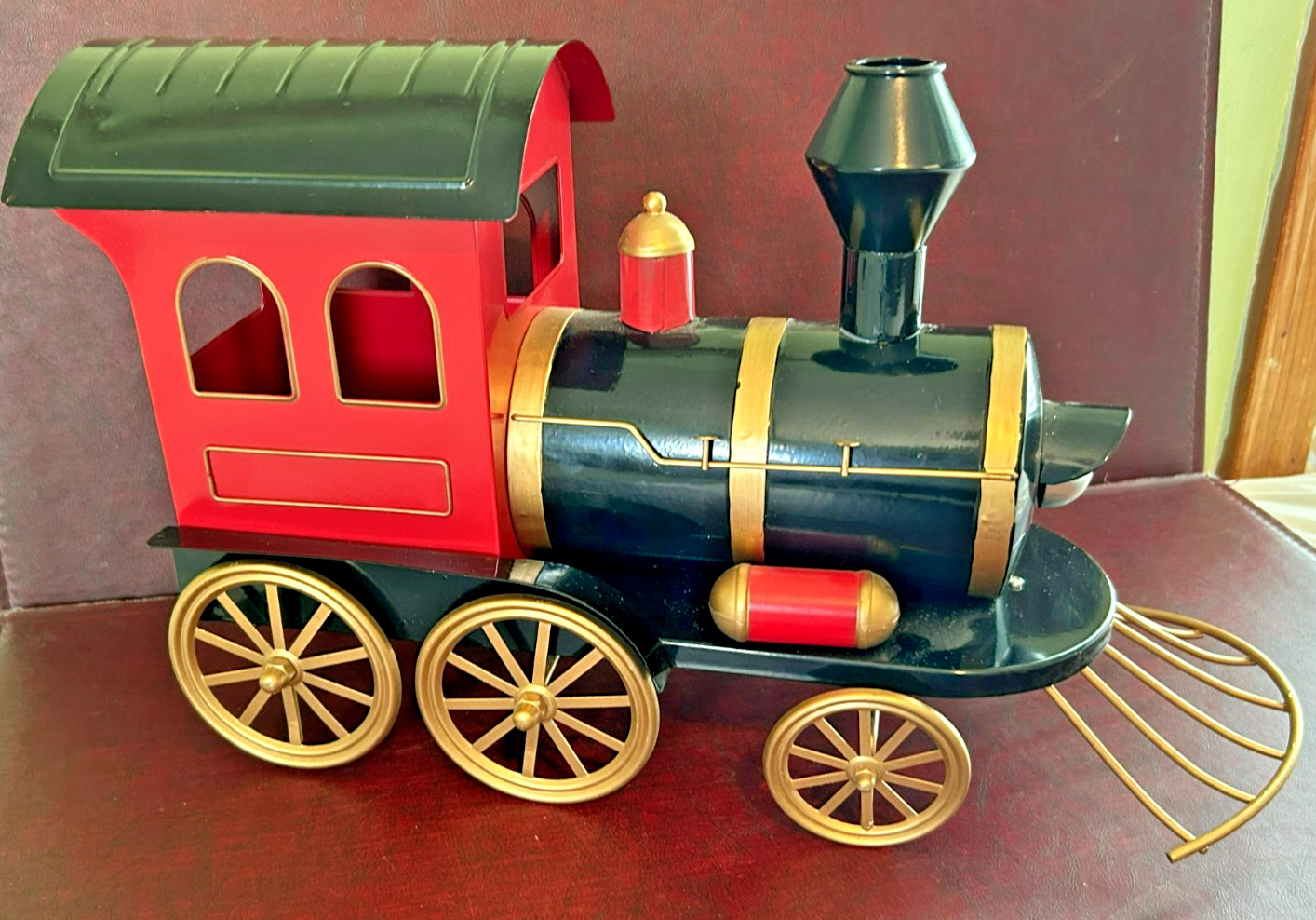 Large 17″ Decorative Metal Tin Steam Locomotive Model Train Engine Red Black