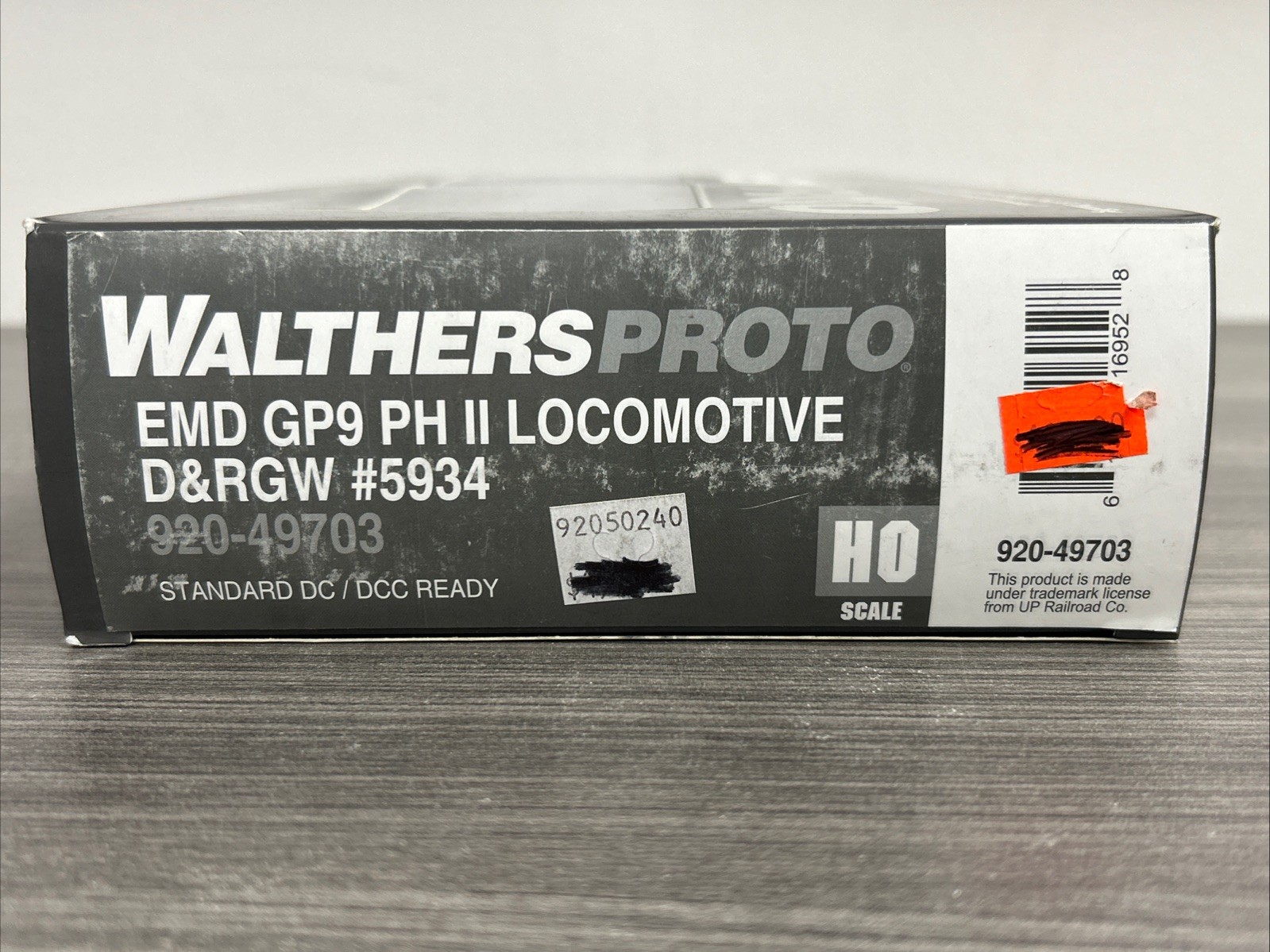 Walthers Proto HO #920-49703 EMD GP9 Ph. II Locomotive D&RGW #5934 NIP!