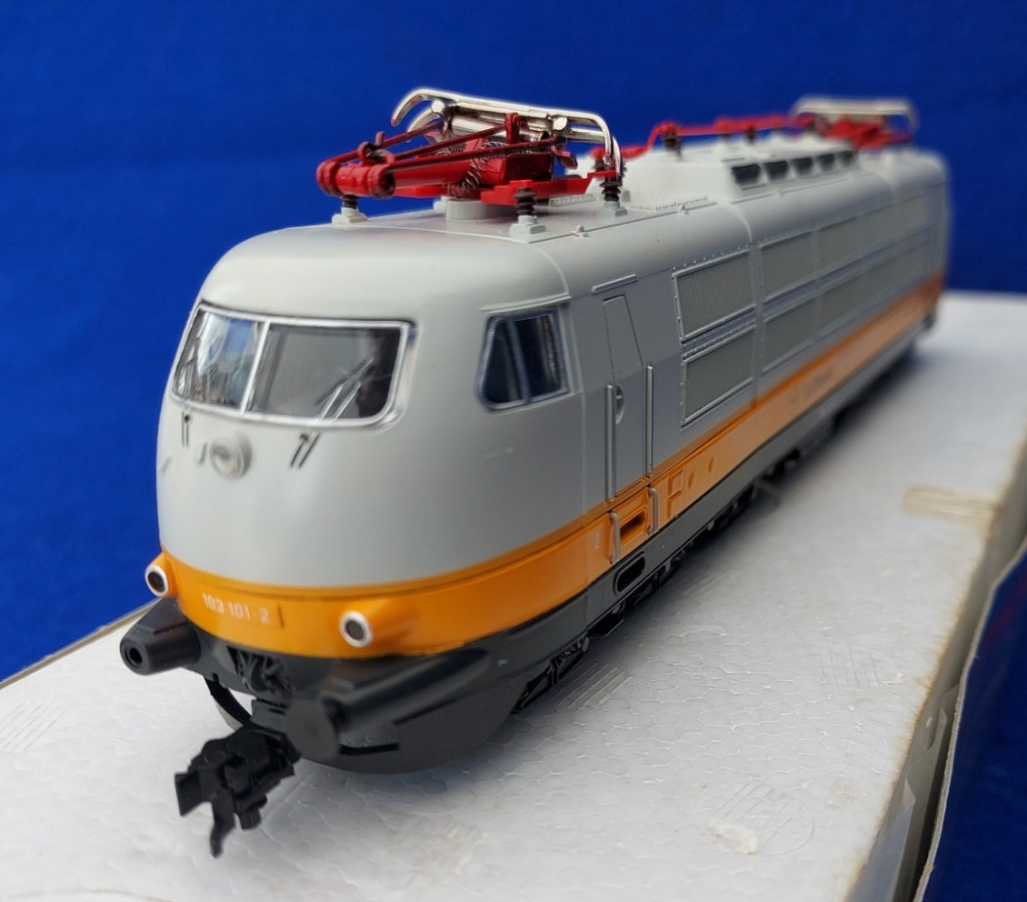 LIMA HO DB BR E-103 101-2 LUFTHANSA AIRPORT EXPRESS Electric Loco No. 208118LP