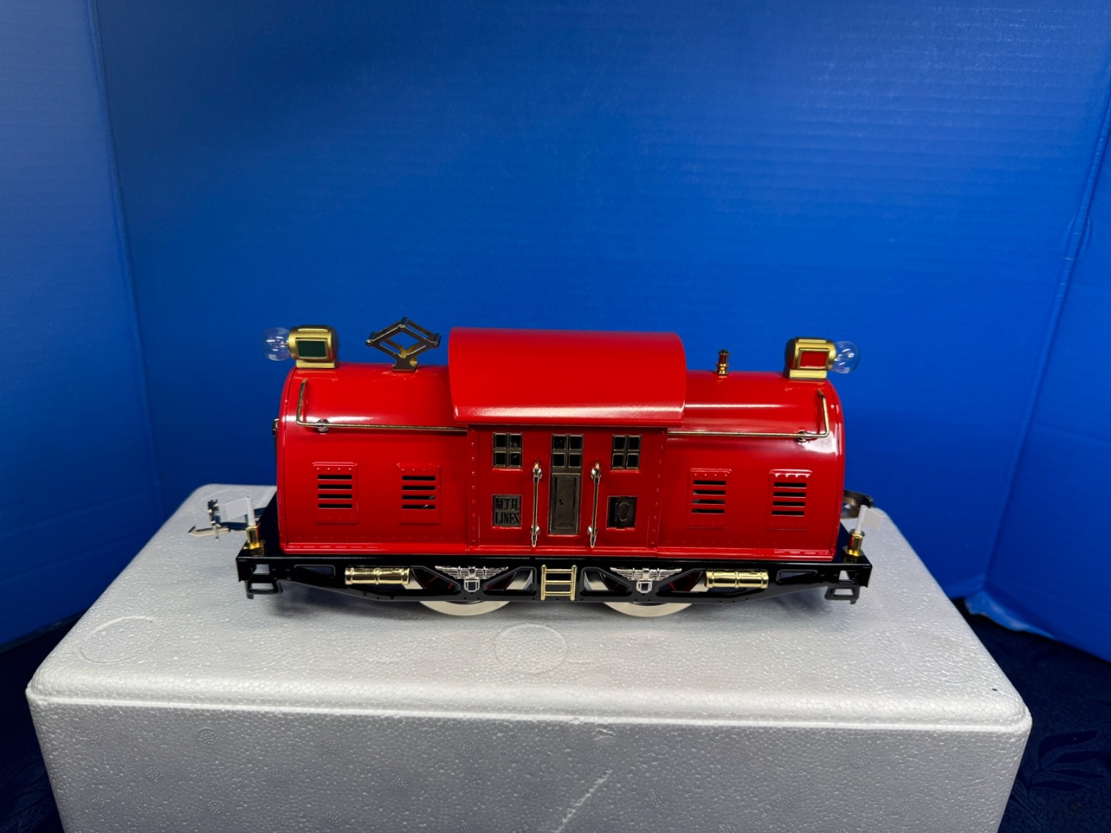 Mth Red Std. Gauge Tinplate No. 10 Electric Locomotive