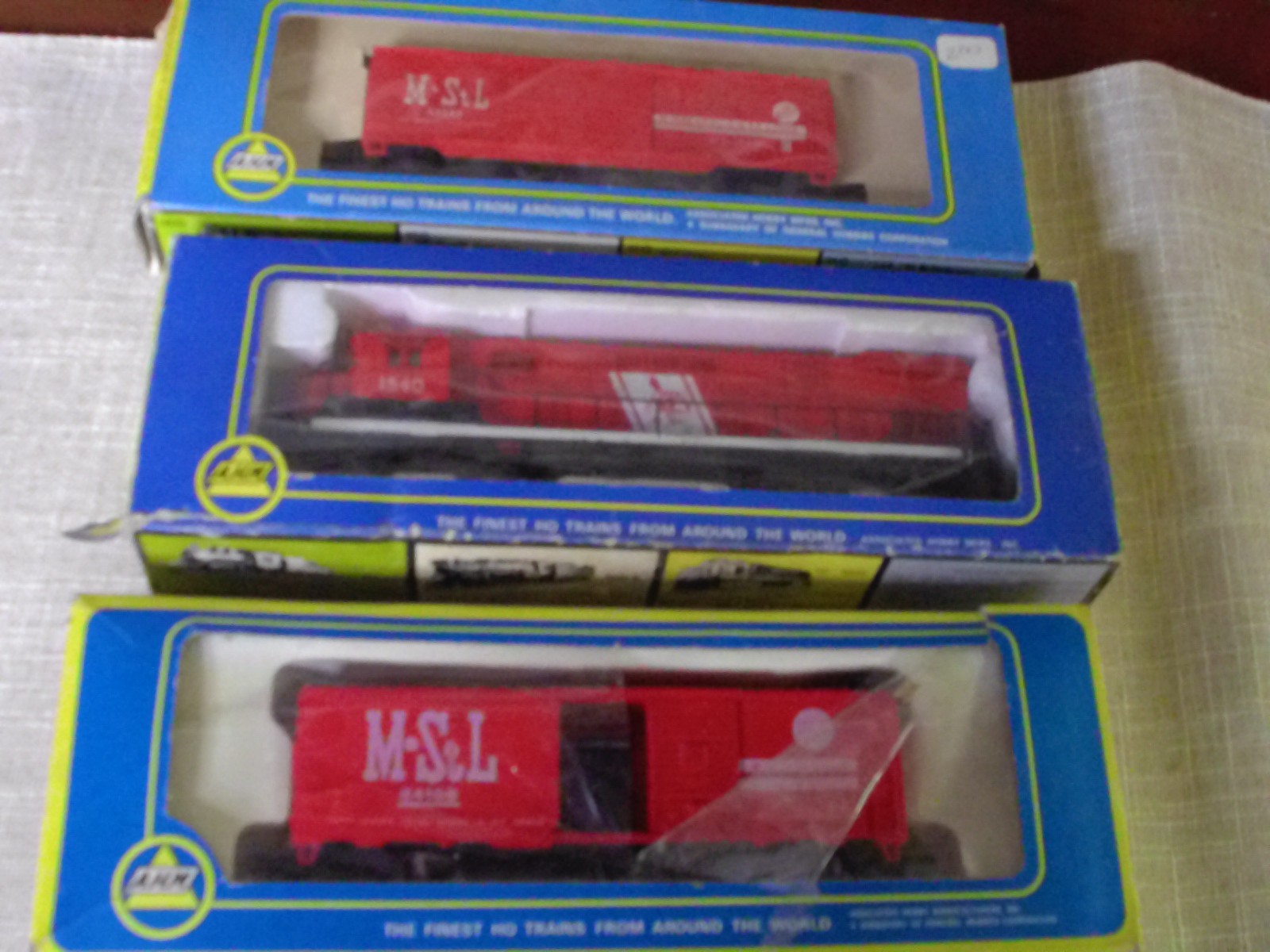 AHM ALCO Century 424 5015 F Central Of N.J. #1540 Diesel & 2 M-STL BOX CARS