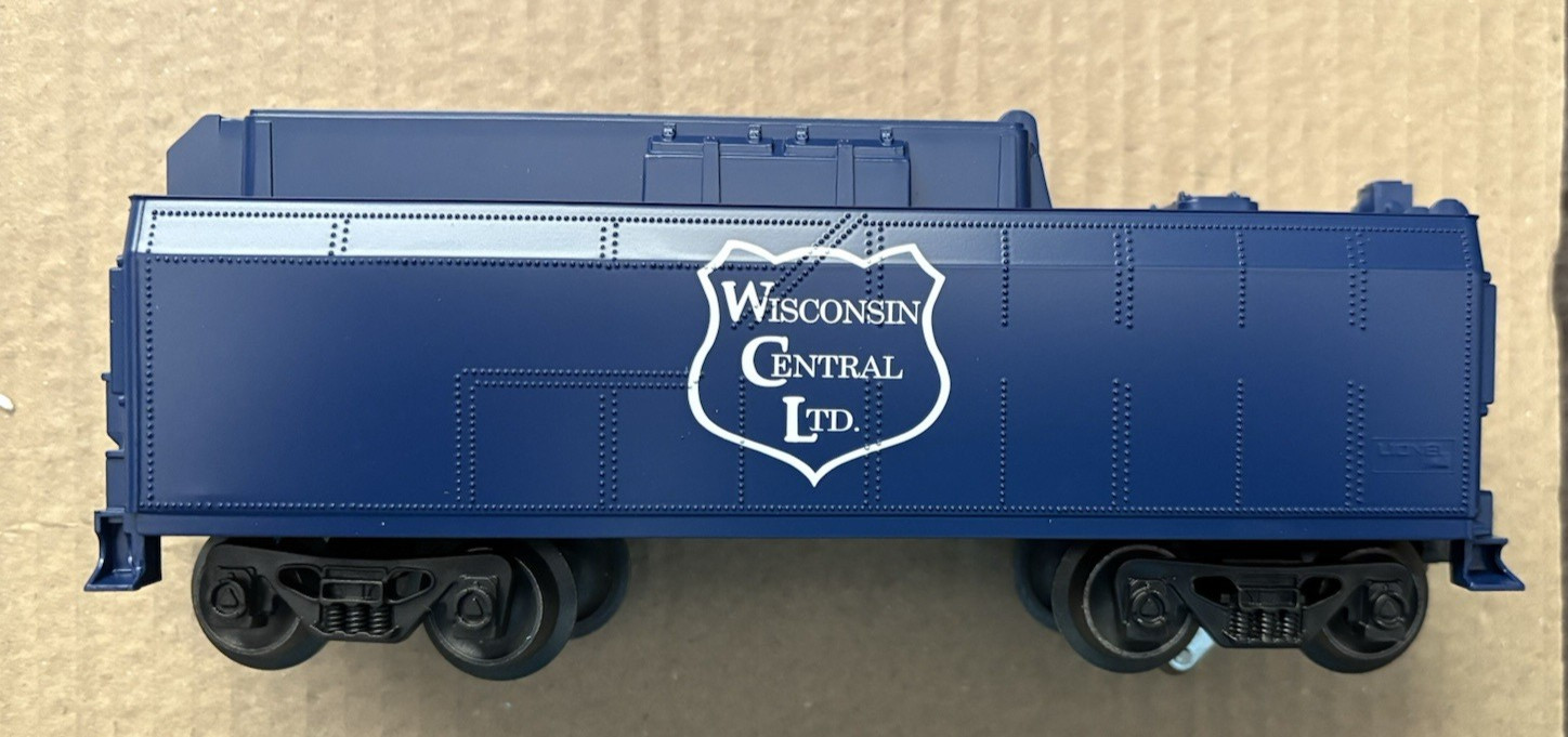 Lionel Wisconsin Central LANDS END 4-4-2 Steam Engine w/tender Whistle O/027