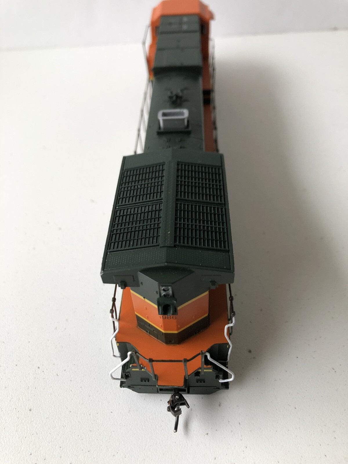 Athearn BNSF C44-9W #986 LED Lights Walkway HO Assembled