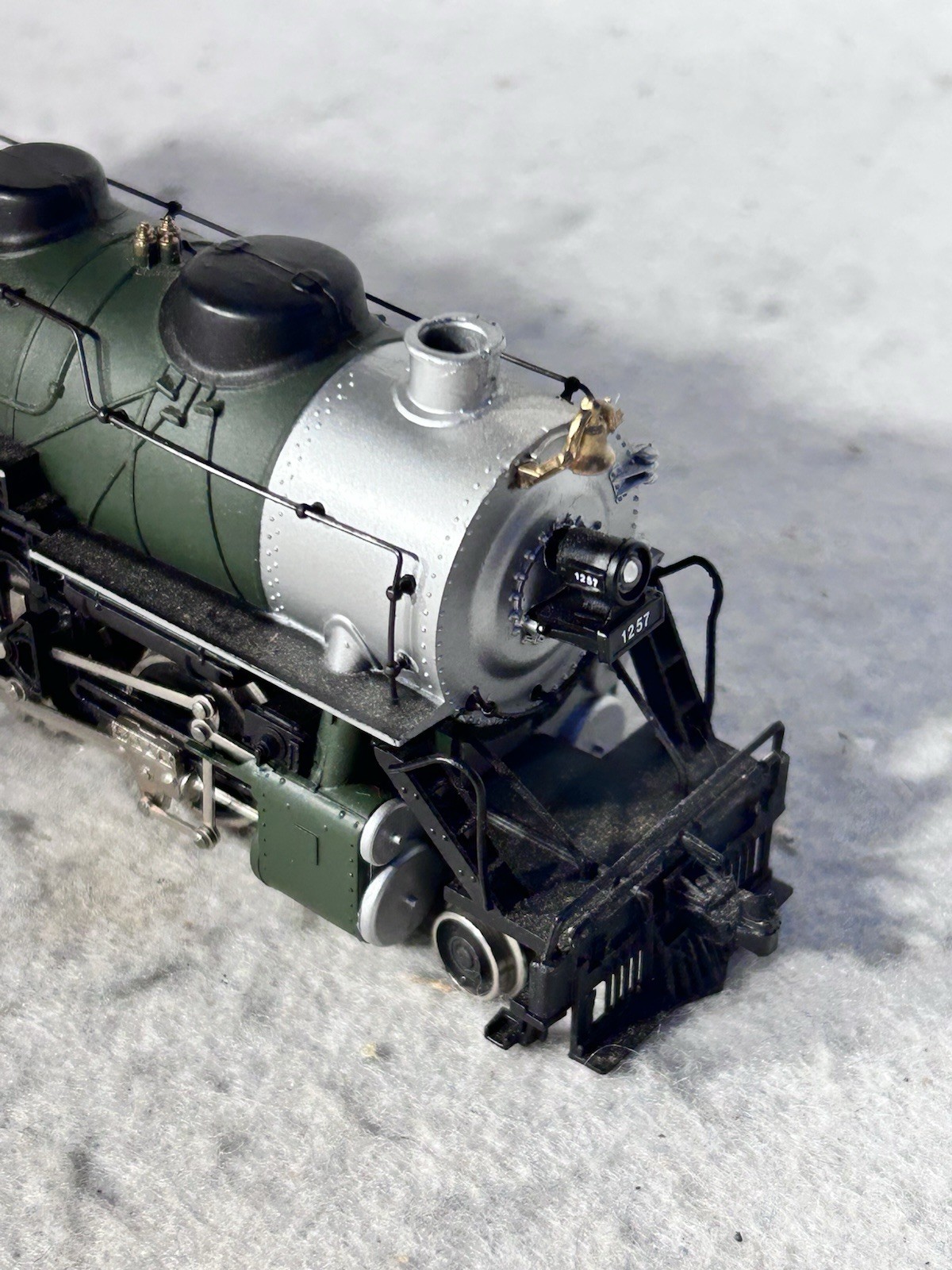 Beautiful Bachman Great Northern RR 2-8-2 Mikado Loco/Smoke HO