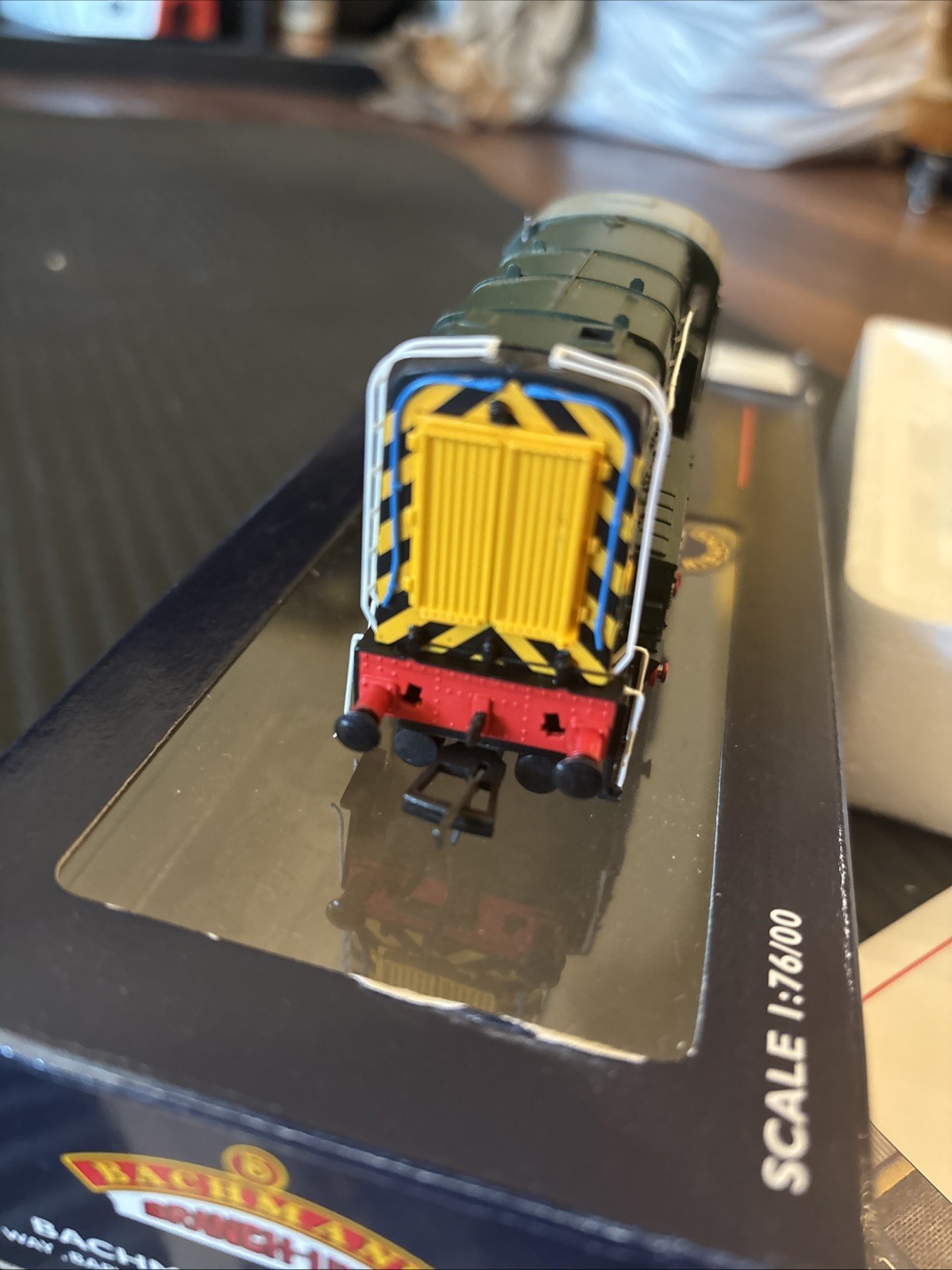 Bachmann 32-112 OO Scale Class 08 Diesel Shunter Green D3336 TESTED WORKS