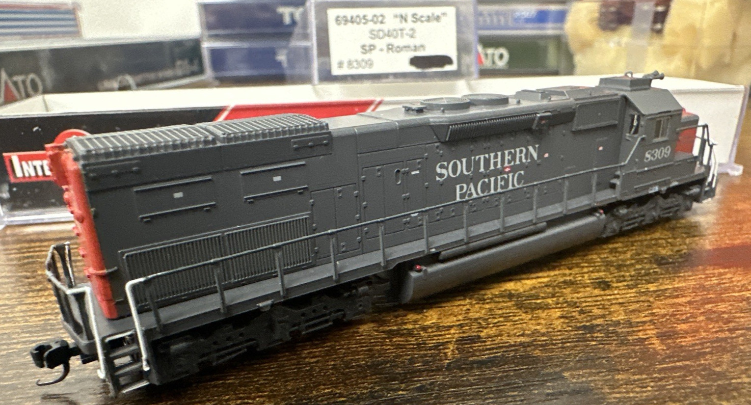 InterMountain Railway Co. N Scale #69405-02 SD40T-2 Southern Pacific #8309 NIB!