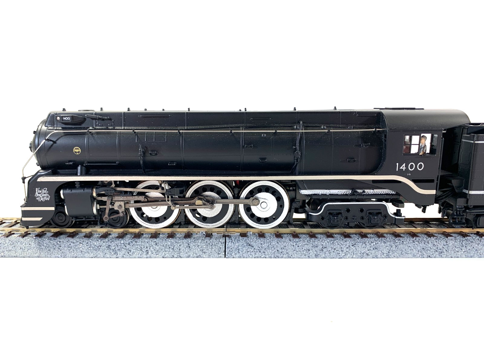 HO Broadway Limited Hybrid 1624 NH 1-5 4-6-4 #1400, DCC Sound, Paragon 2