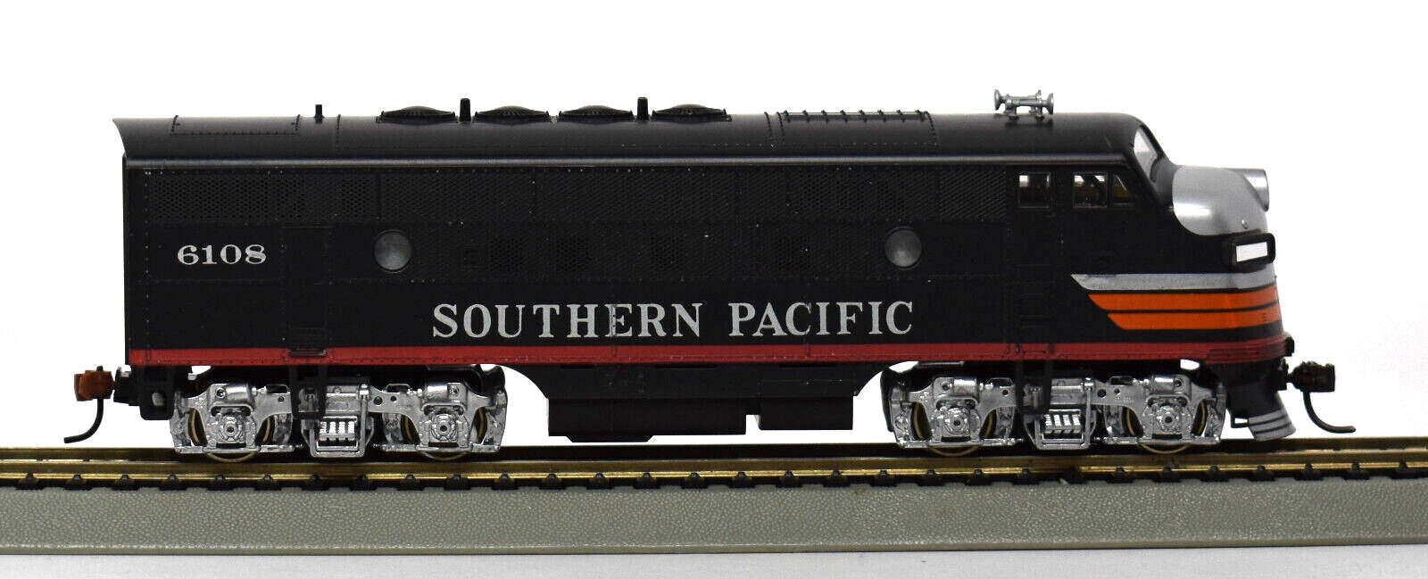 STEWART KATO HO #6108 SP SOUTHERN PACIFIC BLACK WIDOW F3 A PHASE II DCC RDY 8240