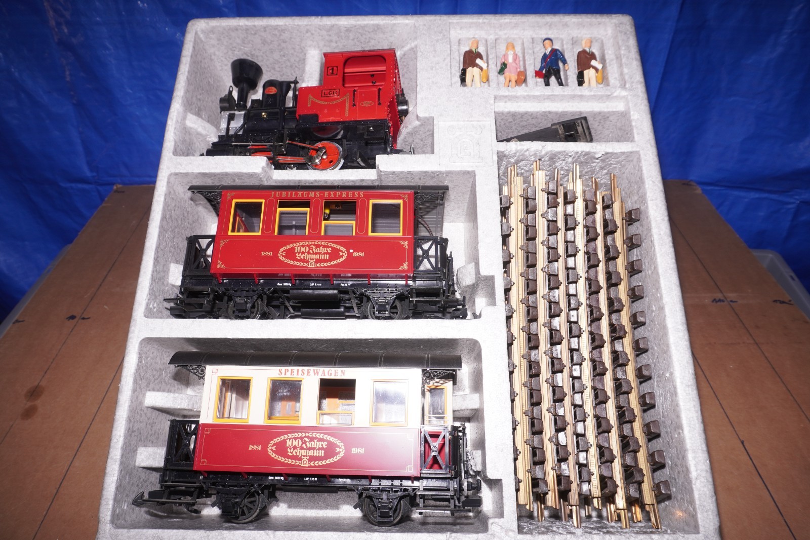 LGB G Steam Locomotive Set Stainz 1, 2 Cars + Track “100 Years Lehmann” OVP