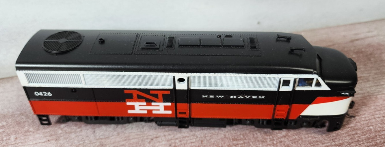 New Haven Railroad ALCO FA-1 Diesel McGinnis Paint 0426 Fratesch HO Custom Paint