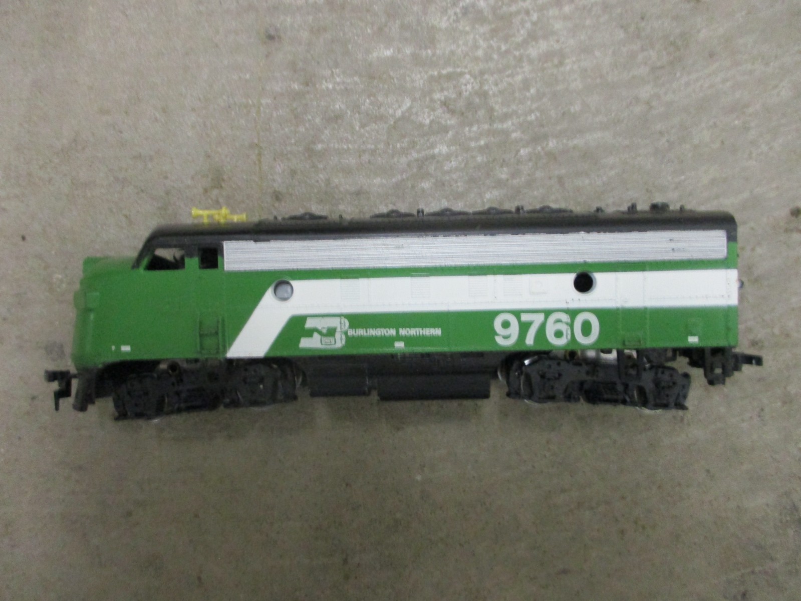Athearn HO , Track Tested F7A Diesel,Burlington Northern #9760