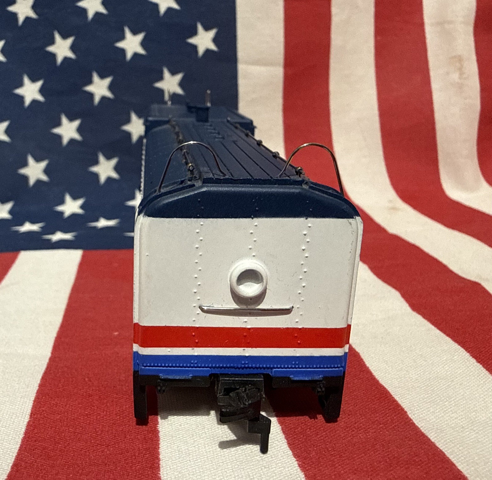 HO American Freedom Train 4-8-4 #4449 Steam Locomotive Runs Vintage