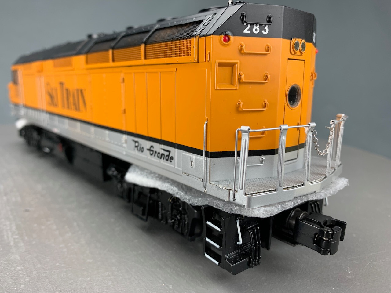 MTH Premier 20-2715-1 F40PH Diesel Rio Grande Ski Train #283 Proto-Sound 2 O846