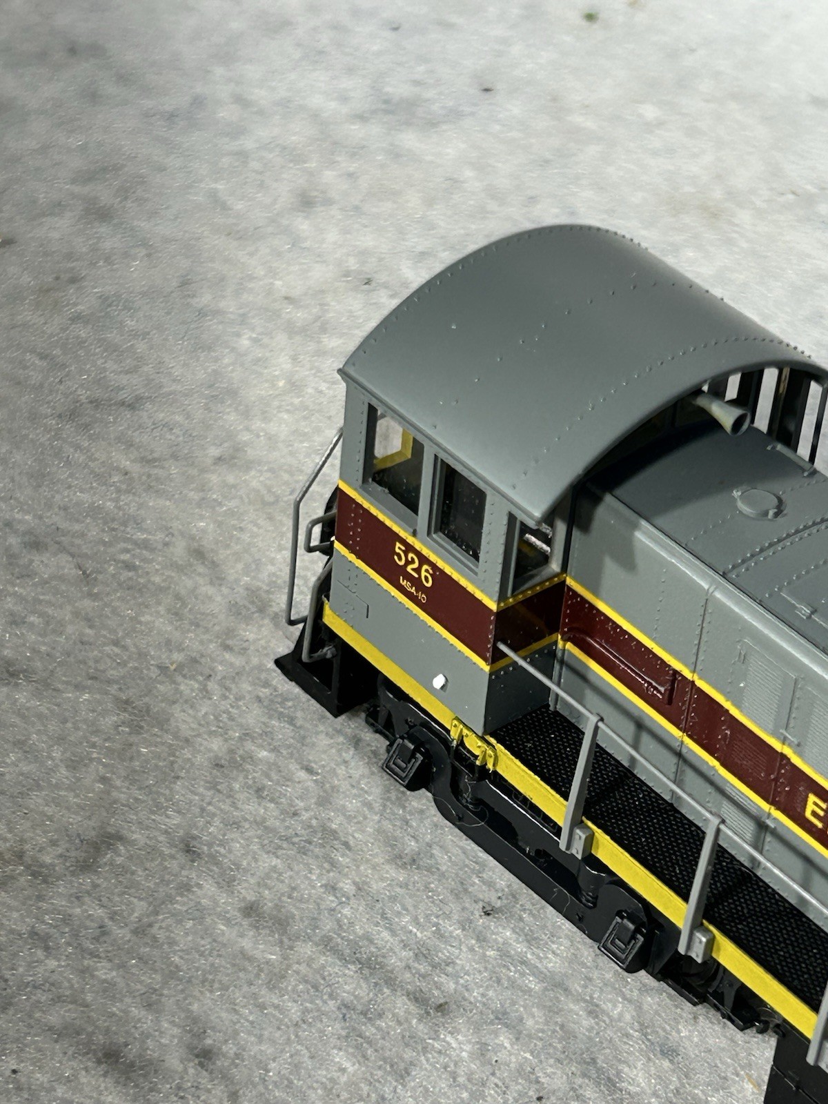 Cool Atlas/KATO Erie Lackawanna S-4 Switcher Loco HO