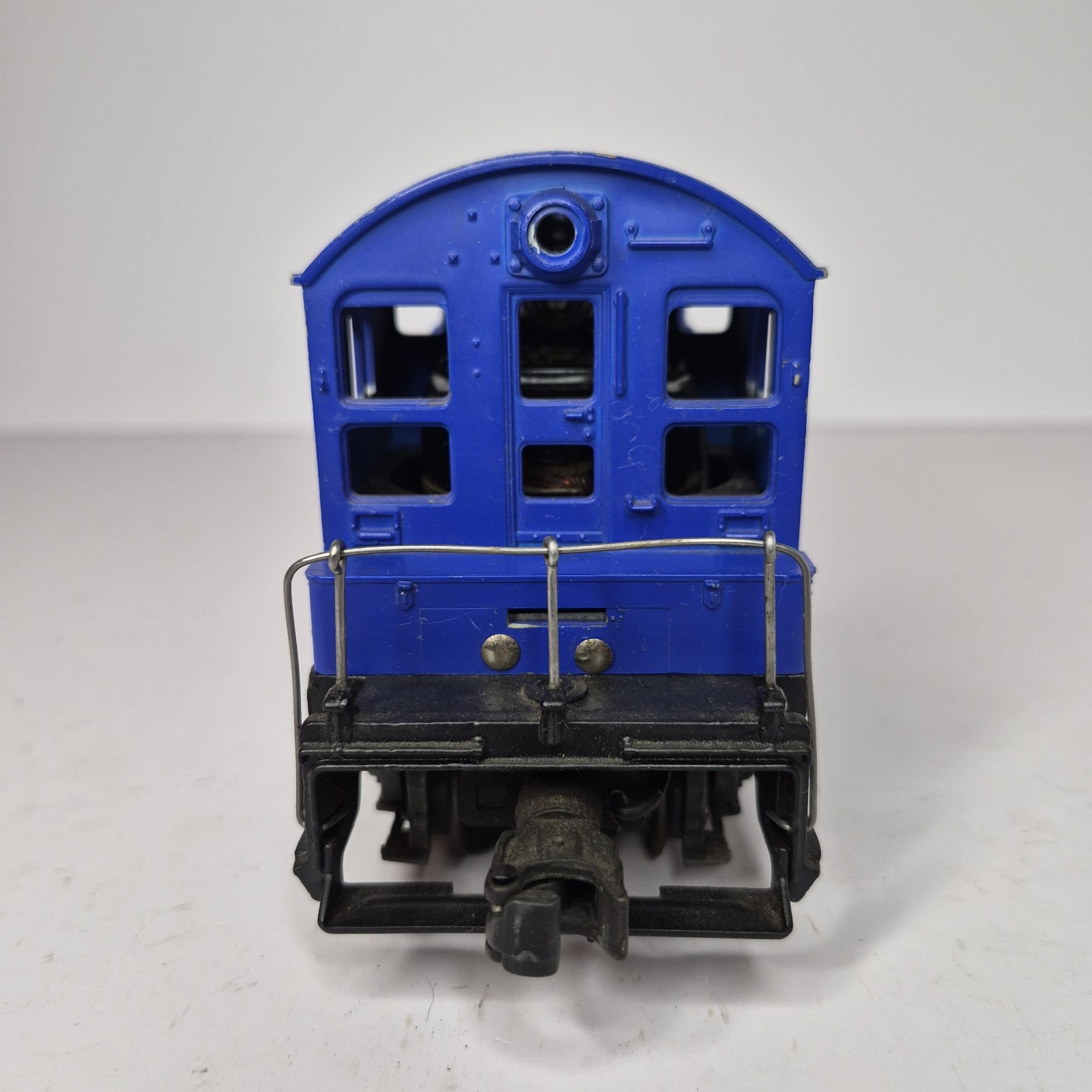 Lionel EMD NW-2 Switcher #8770 Electromotive Division Working O Gauge Blue