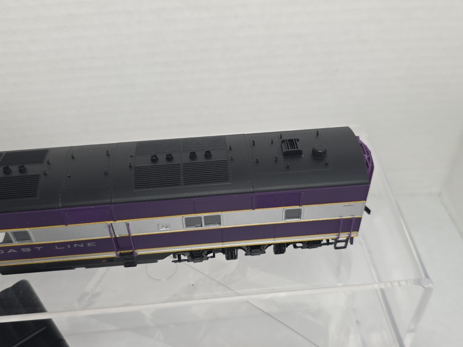 Proto 2000 HO Scale 21054 Dummy Atlantic Coast Line E7-B Unit ACL 755B NOS