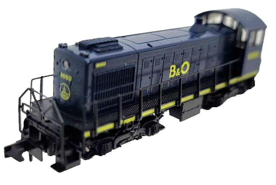 N 9mm Arnold 5028 Alco S-2 Diesel loco Baltimore & Ohio #9053 (Tested) rapido cp