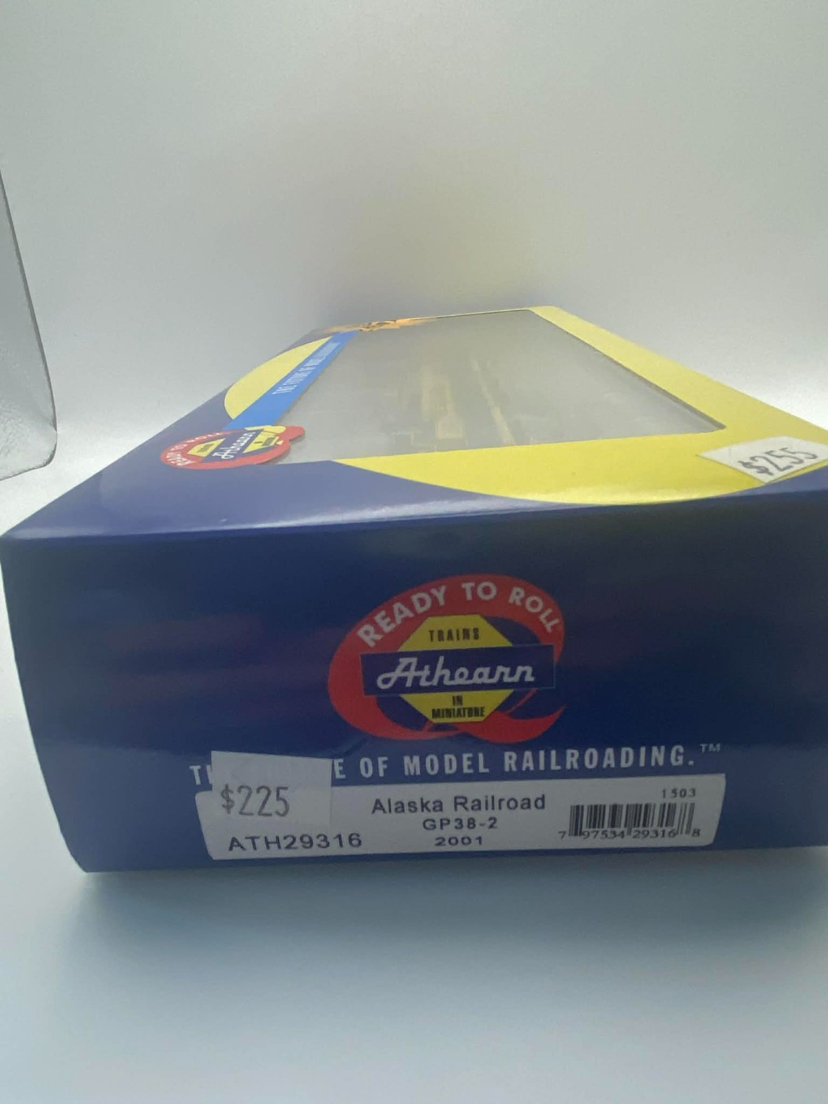 HO Scale DCC Quick-Plug Equipped ATH29317 Alaska Railroad GP38-2 2001
