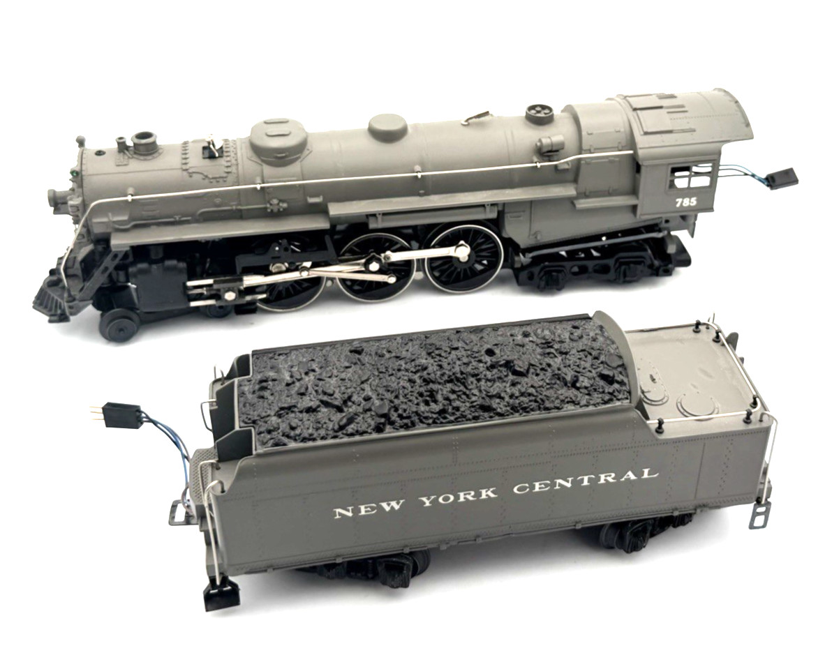 Lionel Sounds of Steam 6-18002 Gun Metal NYC 4-6-4 Hudson w/Tender 785