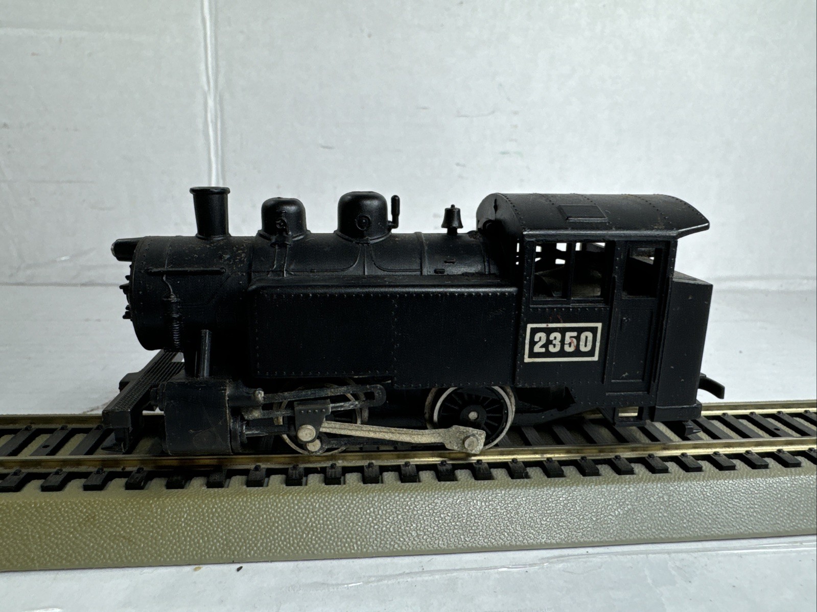 Playart Ho Scale #2350 0-4-0 Steam Locomotive Engine For Train Set Layout
