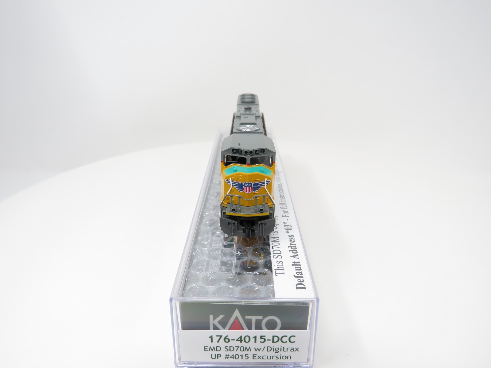 Kato N 176-4015-DCC Union Pacific UP EMD SD70M Diesel Locomotive Excursion Train