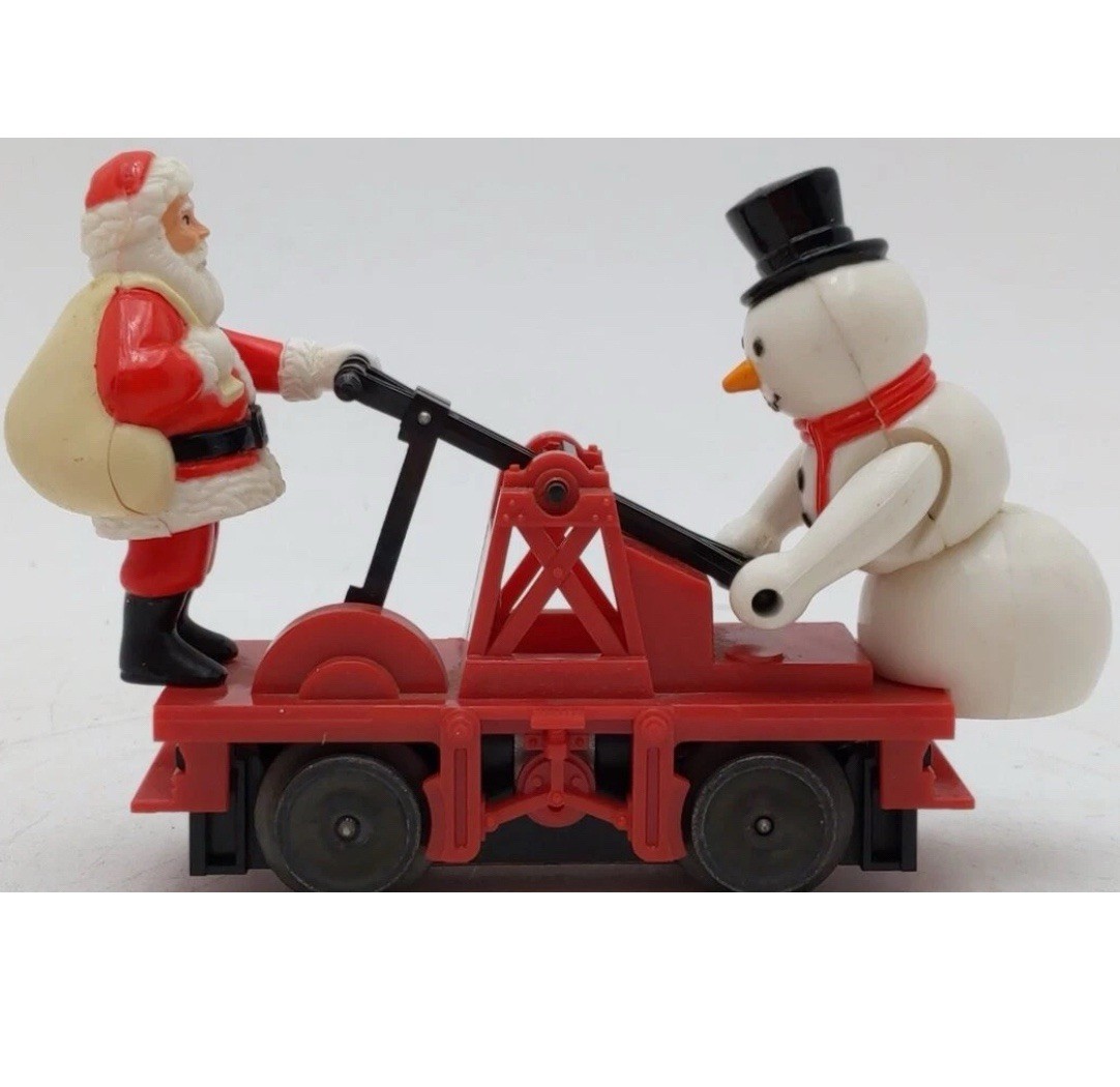 LIONEL CHRISTMAS SANTA CLAUSE & SNOWMAN HANDCAR OPERATING 6-18426 O GAUGE