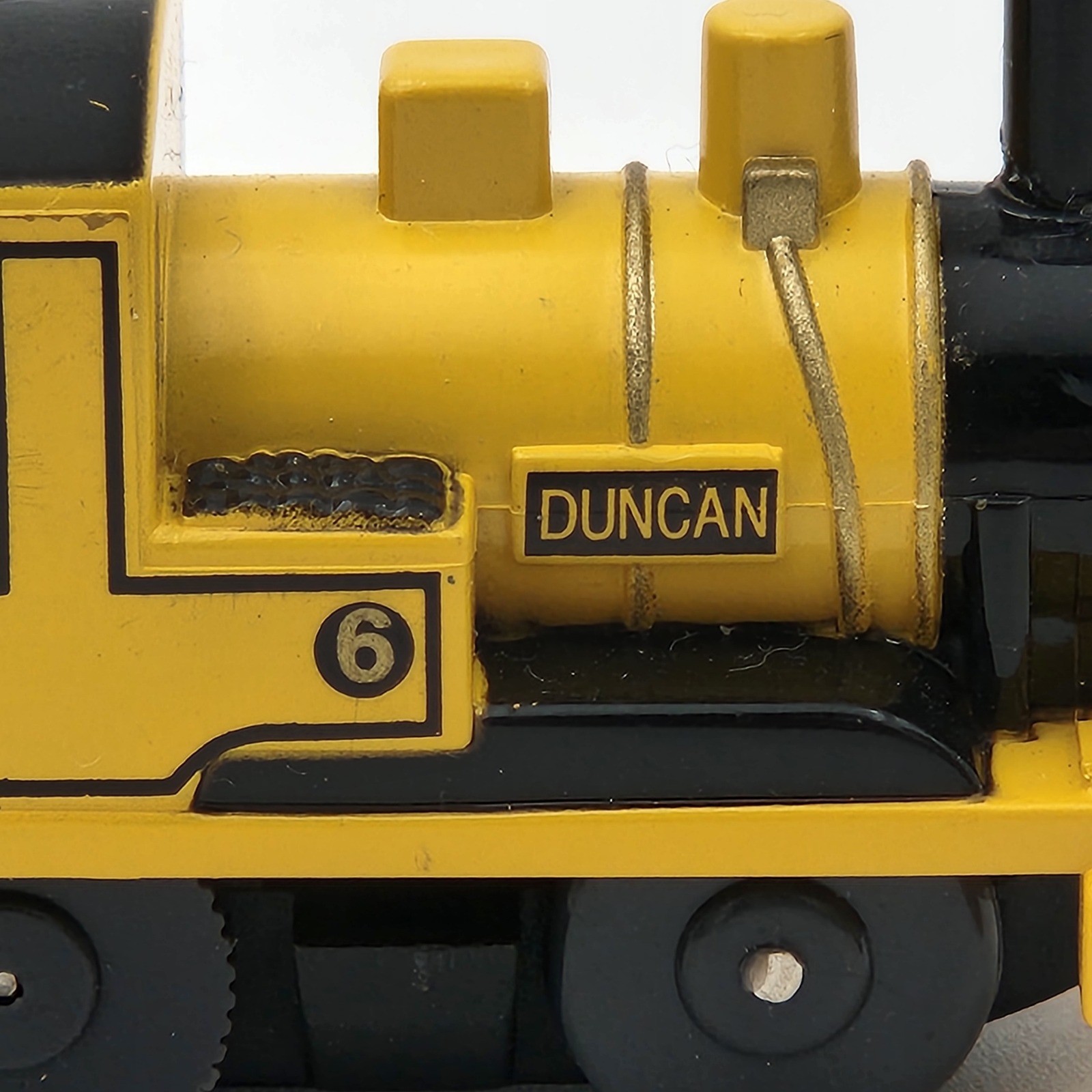 Thomas Friends Duncan Yellow Engine No 6 Wind Up Toy Train 2006 Gullane Limited